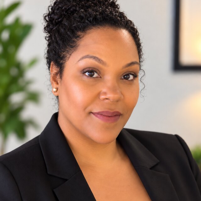 Ari, Licensed Massage Therapist at Clearwater Mobile Massage & Spa